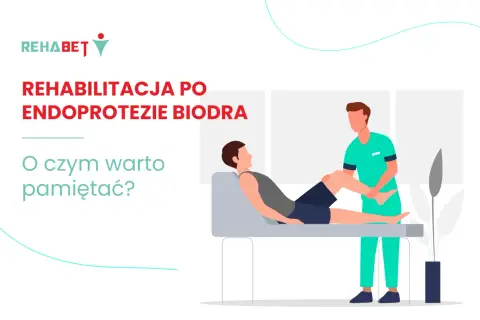 Rehabilitacja po endoprotezie biodra: fizjoterapeuta pomaga pacjentowi w ćwiczeniach. Dowiedz się, kiedy można klękać po endoprotezie biodra.