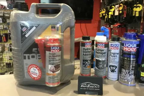 Olej silnikowy Liqui Moly TOP TEC 4100 5W-40 i dodatki do paliwa. Idealny wybór, by dobierz olej VW.