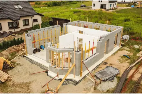 Co bez pozwolenia na budowę? Zaskakujące prace, które możesz wykonać