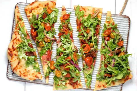 Pizza wegetariańska jakie dodatki - odkryj smaki, które zaskoczą