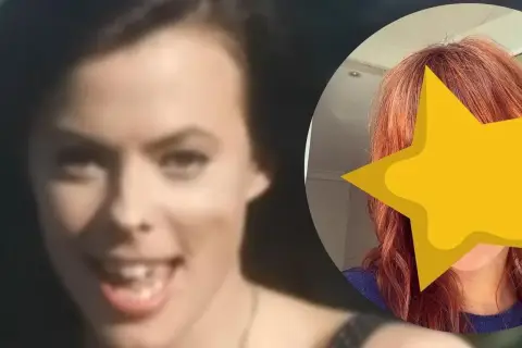 Uśmiechnięta Lenka z rudymi włosami, ukryta za żółtą gwiazdką.