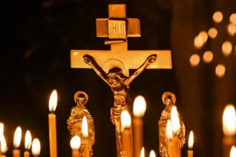 Jak pomagają dusze czyśćcowe? Metody wsparcia dla zmarłych i ich wdzięczność