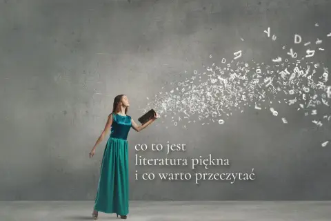 Kobieta w sukni wypuszcza z książki litery, symbolizujące literaturę piękną i jej granice.