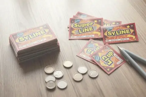 Super Linie zdrapka: O co chodzi? Pełny przewodnik dla graczy