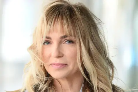 Ania Wyszkoni, wiek nie gra roli, gdy ma się taki uśmiech.
