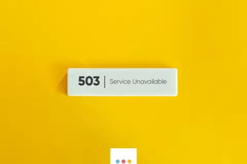 Biała tabliczka z napisem "503 Service Unavailable" na żółtym tle. Wygląda jak komunikat o błędzie.