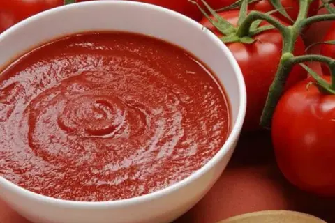 Najlepszy sos pomidorowy do pizzy - uniknij najczęstszych błędów