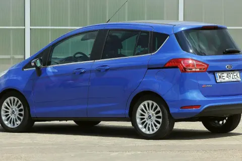 Ford B-Max jaki silnik wybrać? Poznaj najlepsze opcje silnikowe