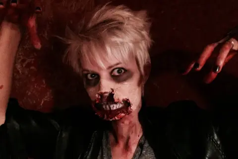 Jak zrobić strój zombie - proste kroki i tanie materiały do DIY