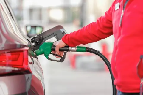 Jakie oznaczenie ma diesel? Zrozumienie symboli i ich znaczenia