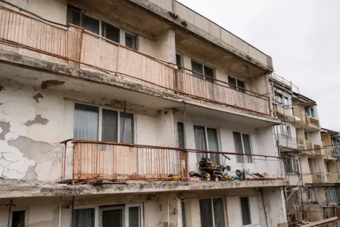 Balkon w spółdzielni: Kto płaci za remont? Uniknij sporów!