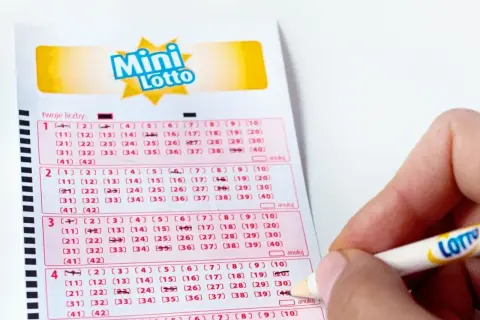 Kiedy jest losowanie Mini Lotto? Sprawdź, o której godzinie!