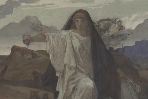 Antygona w białej todze i czarnym welonie, trzymająca miecz, na tle krajobrazu z miastem.