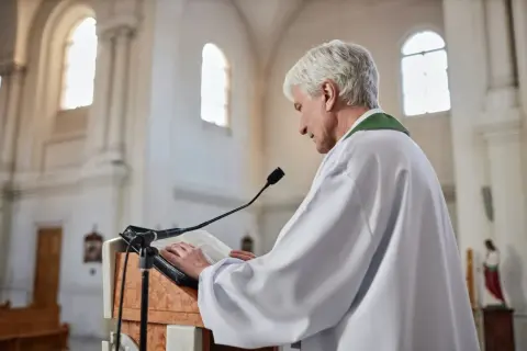 Ile trwają rekolekcje? Sprawdź, co musisz wiedzieć o ich długości