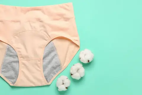 Jak prawidłowo prać majtki menstruacyjne, aby długo służyły