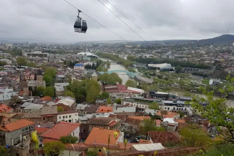 Kutaisi i Imereti: Jak zaplanować idealny wyjazd? Przewodnik