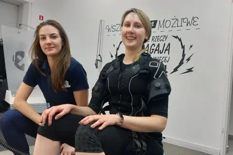 Trening EMS: 20 min = 90 min siłowni? Poznaj fakty!