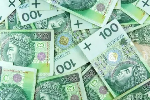 Ile zarabia pracownik spółdzielni mieszkaniowej? Sprawdź różnice w wynagrodzeniach