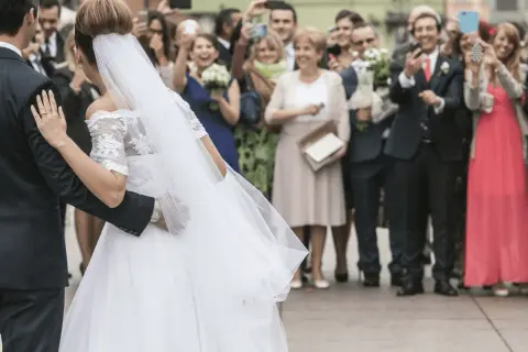 Czy wesele w piątek to grzech? Odkryj, co mówi Kościół