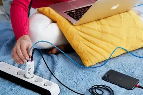 Jak włączyć laptopa inaczej niż przyciskiem - sprawdź skuteczne metody