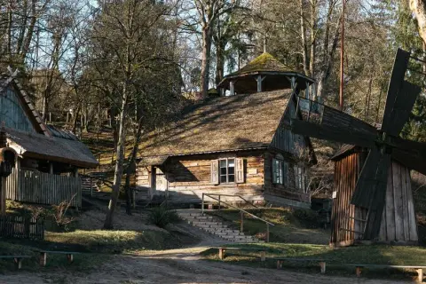 Skansen Kurpiowski Nowogród: Kompletny przewodnik po perle Podlasia