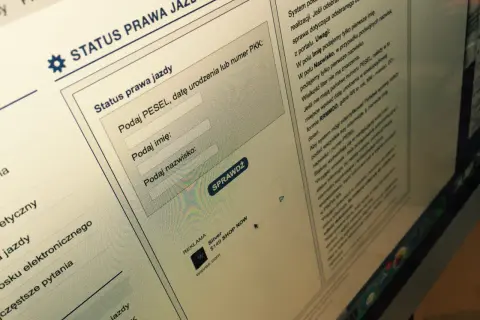 Jak PWPW wysyła prawo jazdy? Gdzie trafi Twój dokument?