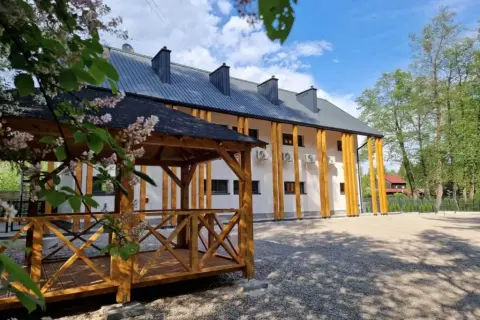 Skansen Forest Kraków - idealne miejsce na wypoczynek w naturze