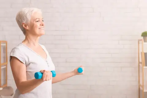 Armtraining: Straffe & starke Arme? Die besten Übungen für dich!