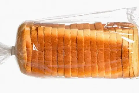 Pain de mie : maison vs industriel, quels ingrédients choisir ?
