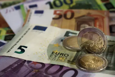 Euro banknoty i monety. W Chorwacji obowiązuje euro, więc te pieniądze są tam używane.