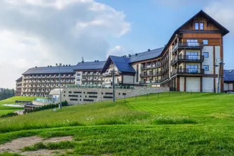 Hotel Arłamów - ile pokoi naprawdę ma i co warto wiedzieć?