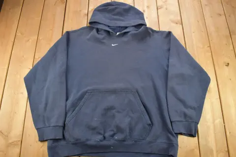 Gdzie kupić bluzy Nike vintage – najlepsze miejsca i porady zakupowe
