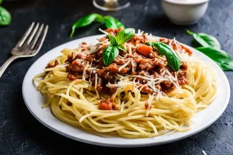 Spaghetti bolognese jamie oliver – prosty przepis na pyszne danie