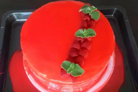 Jak zrobić polewę lustrzaną? Mirror Glaze krok po kroku!