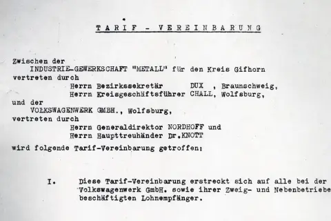 Tarifvereinbarung zwischen IG Metall und Volkswagenwerk GmbH. über den volkswagen haustarifvertrag für Lohnempfänger.