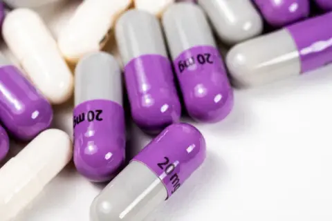 Leki na ADHD: skuteczne metody leczenia i ich działanie