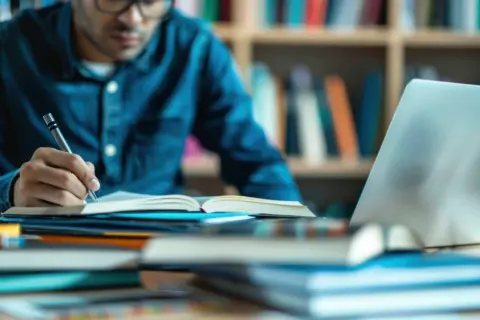 Co z laptopami dla nauczycieli? Kluczowe informacje i porady