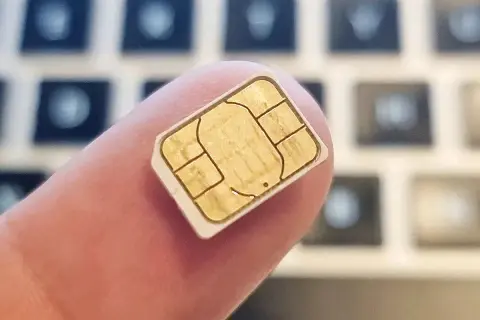 Karta SIM Orange na kartę, gotowa do podróży i roamingu.
