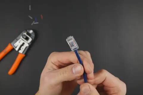 Jak zarobić kabel ethernet - proste kroki, by uniknąć problemów z siecią
