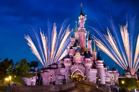 Gdzie jest Disneyland we Francji? Odkryj lokalizację i dojazd