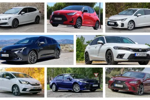 Varios coches, algunos son glp o híbrido. Destacan un Toyota Yaris rojo, un Lexus ES rojo y un Honda Civic blanco.
