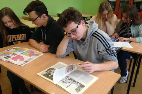 Zajęcia wyrównawcze z historii w szkole podstawowej - jak je prowadzić?
