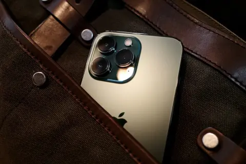 Jak wysuszyć iPhone: skuteczne metody, aby uniknąć uszkodzeń