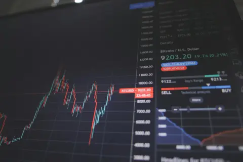Jak działają oszuści kryptowalut? Chroń swoje aktywa!