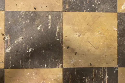 Gdzie wyrzucić linoleum, aby uniknąć problemów z utylizacją?