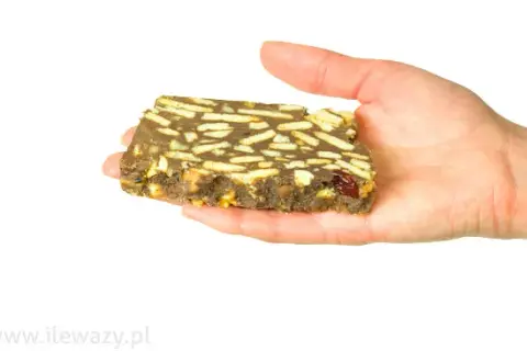 Ile kalorii ma blok czekoladowy? Odkryj sekrety i lżejsze wersje