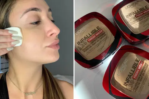 Kobieta aplikuje puder L'Oréal Infallible 125 Ivory Buff. Na zdjęciu widać też opakowania tego kosmetyku.
