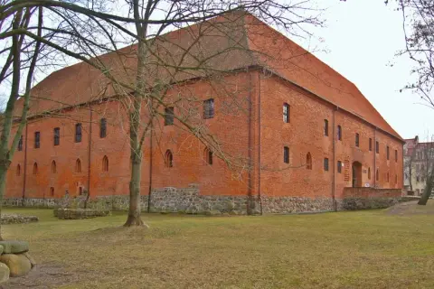 Zamek krzyżacki w Ostródzie – fascynująca historia i atrakcje turystyczne