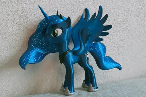Zabawki księżniczki Luny My Little Pony – poznaj najlepsze modele