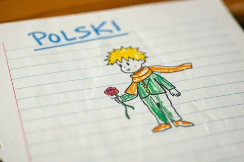 Jak ozdobić zeszyt do polskiego? Pomysły na kreatywną stronę